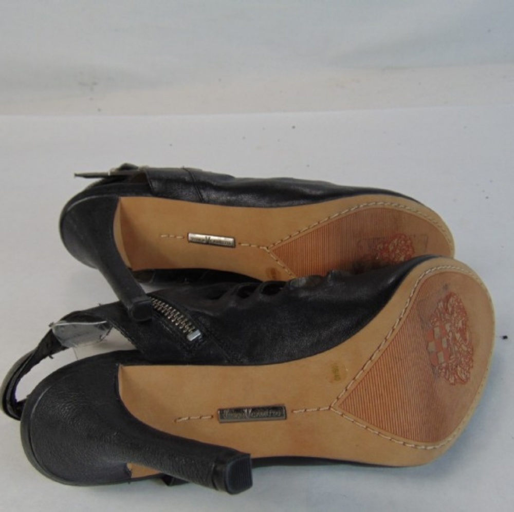 Vince Camuto Peep Toe High Heels - Picture 4 of 4